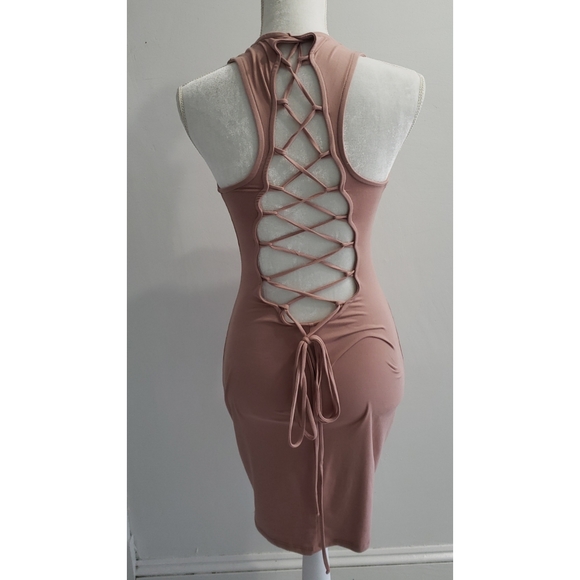 Dress - Picture 2 of 2